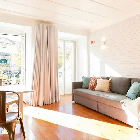 Cozy Flat With Bright Balcony Trendiest Neighborhood! Lisbon