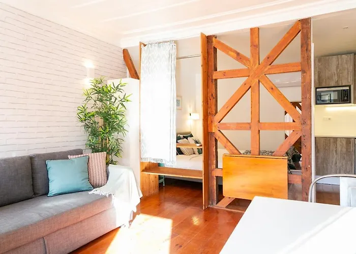 Charming Balcony Flat With Air Conditioner! * Lissabon